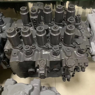 ボルボEC700とEC700B メイン制御バルブ